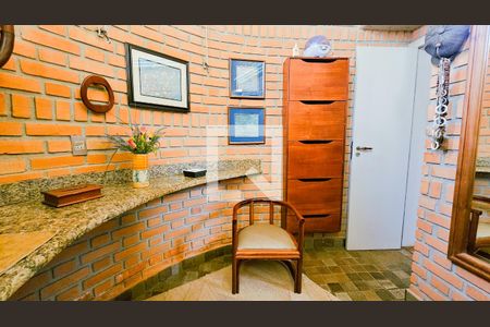 Casa de condomínio à venda com 220m², 3 quartos e 3 vagasBanheiro