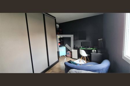 Casa à venda com 4 quartos, 200m² em Rio Pequeno, São Paulo