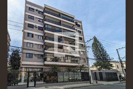 Apartamento para alugar com 75m², 3 quartos e 2 vagas Apartamento para alugar com 75m², 3 quartos e 2 vagasFachada e portaria