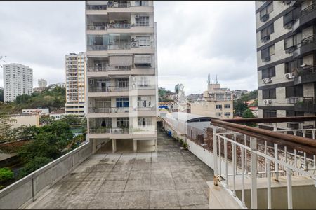 Quarto de apartamento para alugar com 3 quartos, 100m² em São Domingos, Niterói