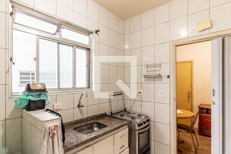 Apartamento à venda com 47m², 1 quarto e sem vagaCozinha e Área de Serviço