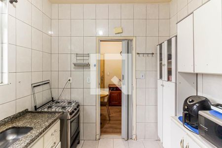 Apartamento à venda com 47m², 1 quarto e sem vagaCozinha e Área de Serviço