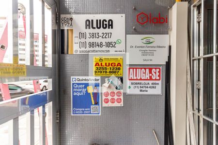 Apartamento à venda com 47m², 1 quarto e sem vagaFachada - Detalhe Plaquinha