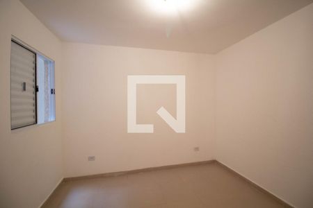 Quarto 2 de apartamento para alugar com 2 quartos, 40m² em Jardim Liderança, São Paulo