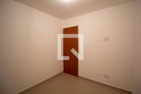 Quarto 1 de apartamento para alugar com 2 quartos, 40m² em Jardim Liderança, São Paulo