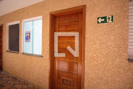 Apartamento para alugar com 40m², 2 quartos e sem vaga Apartamento para alugar com 40m², 2 quartos e sem vagaPlaca na Janela