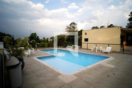 Apartamento para alugar com 69m², 3 quartos e 1 vagaÁrea comum - Piscina