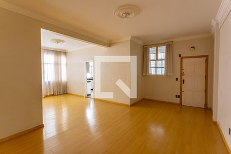 Apartamento à venda com 130m², 3 quartos e 1 vagaSala