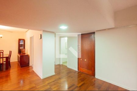 Hall de entrada de apartamento para alugar com 3 quartos, 195m² em Paraíso, São Paulo