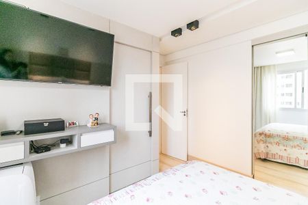 Apartamento à venda com 101m², 3 quartos e 2 vagas Apartamento à venda com 101m², 3 quartos e 2 vagasSuíte