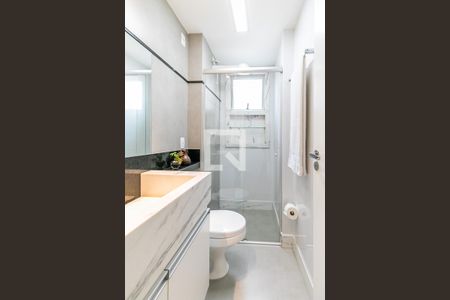 Apartamento à venda com 101m², 3 quartos e 2 vagas Apartamento à venda com 101m², 3 quartos e 2 vagasBanheiro Social