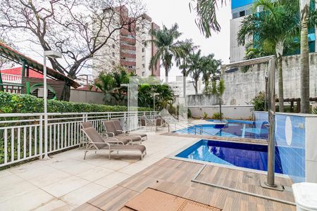 Apartamento à venda com 101m², 3 quartos e 2 vagas Apartamento à venda com 101m², 3 quartos e 2 vagasPiscina