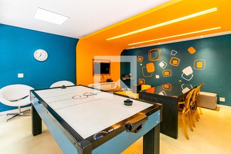Apartamento à venda com 101m², 3 quartos e 2 vagas Apartamento à venda com 101m², 3 quartos e 2 vagasSalão de jogos