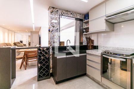 Apartamento à venda com 101m², 3 quartos e 2 vagas Apartamento à venda com 101m², 3 quartos e 2 vagasCozinha