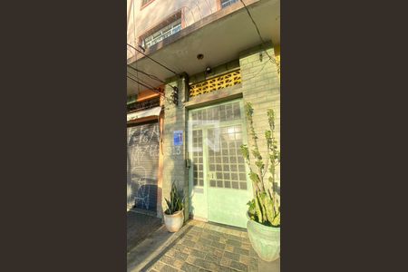 Apartamento à venda com 92m², 2 quartos e sem vaga Apartamento à venda com 92m², 2 quartos e sem vagaFachada