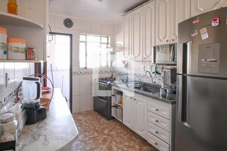 Apartamento à venda com 92m², 2 quartos e sem vaga Apartamento à venda com 92m², 2 quartos e sem vagaCozinha