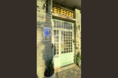 Apartamento à venda com 92m², 2 quartos e sem vaga Apartamento à venda com 92m², 2 quartos e sem vagaFachada