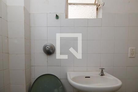 Apartamento à venda com 68m², 2 quartos e sem vagaBanheiro de serviço