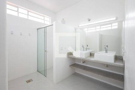 Casa para alugar com 250m², 4 quartos e 2 vagasBanheiro da Suíte 1