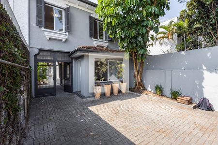 Casa para alugar com 250m², 4 quartos e 2 vagasGaragem