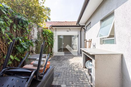 Casa para alugar com 250m², 4 quartos e 2 vagasQuintal