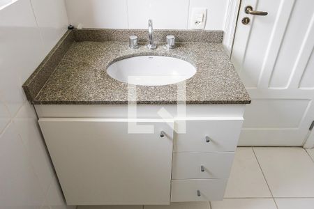 Casa para alugar com 250m², 4 quartos e 2 vagasBanheiro