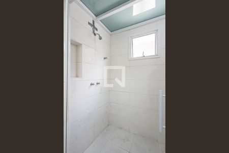 Casa para alugar com 250m², 4 quartos e 2 vagasBanheiro da Suíte 2