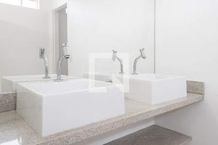 Casa para alugar com 250m², 4 quartos e 2 vagasBanheiro da Suíte 1