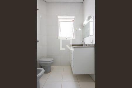 Casa para alugar com 250m², 4 quartos e 2 vagasBanheiro