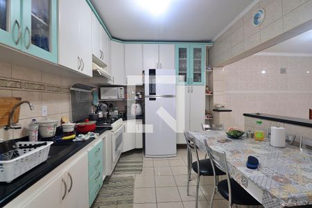 Casa à venda com 166m², 4 quartos e 2 vagasCozinha