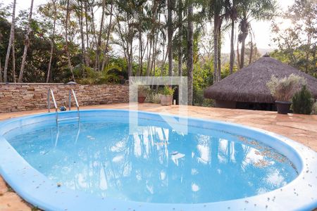 Casa de condomínio à venda com 420m², 5 quartos e 4 vagas Casa de condomínio à venda com 420m², 5 quartos e 4 vagasPiscina