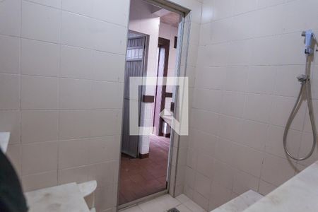 Casa de condomínio à venda com 420m², 5 quartos e 4 vagas Casa de condomínio à venda com 420m², 5 quartos e 4 vagasÁrea Saúna