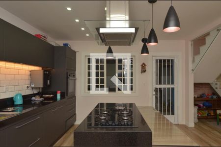 Casa de condomínio à venda com 350m², 3 quartos e 2 vagasCozinha