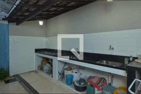 Casa de condomínio à venda com 350m², 3 quartos e 2 vagasÁrea de serviço