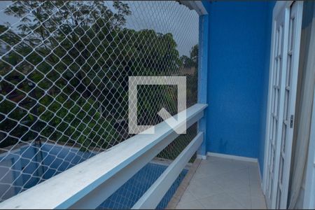 Casa de condomínio à venda com 350m², 3 quartos e 2 vagasQuarto 2 - varanda