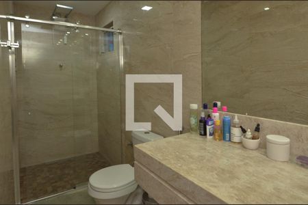 Casa de condomínio à venda com 350m², 3 quartos e 2 vagasBanheiro da Suíte