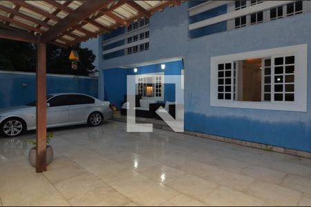Casa de condomínio à venda com 350m², 3 quartos e 2 vagasÁrea externa