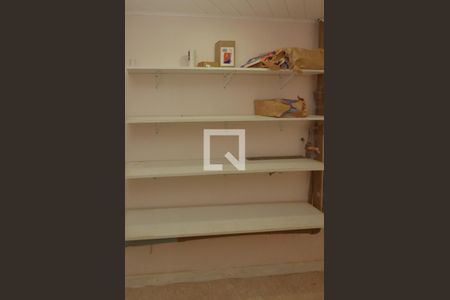 Casa de condomínio à venda com 350m², 3 quartos e 2 vagasSótão