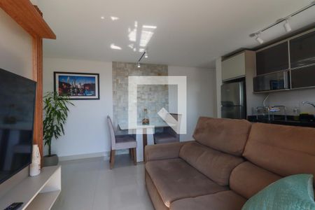 Sala de apartamento para alugar com 3 quartos, 70m² em Silveira da Motta, Curitiba