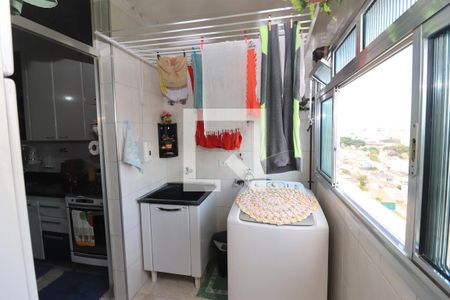 Apartamento para alugar com 68m², 2 quartos e 1 vagaÁrea de Serviço