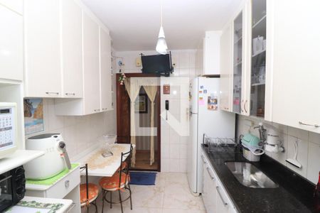 Apartamento para alugar com 68m², 2 quartos e 1 vagaCozinha