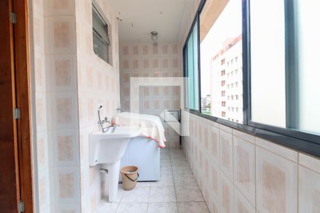 Apartamento para alugar com 120m², 3 quartos e 1 vagaÁrea de Serviço