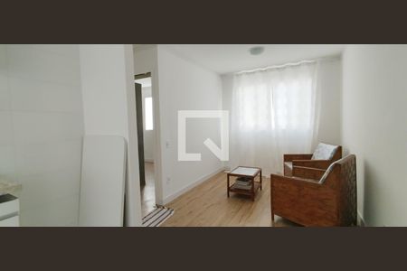 Sala de apartamento para alugar com 2 quartos, 42m² em Jardim Placaford, Salvador