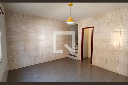 Sala de casa à venda com 3 quartos, 88m² em Taquara, Rio de Janeiro