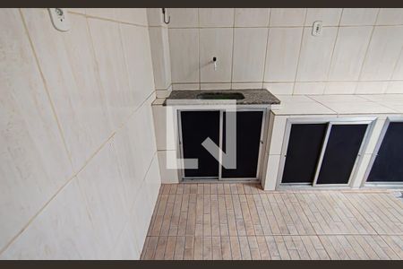 Casa à venda com 88m², 3 quartos e 1 vagaÁrea de Serviço