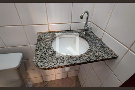 Lavabo de casa à venda com 3 quartos, 88m² em Taquara, Rio de Janeiro