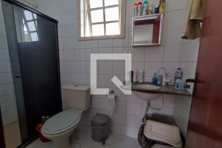 Banheiro de casa de condomínio à venda com 3 quartos, 88m² em Taquara, Rio de Janeiro
