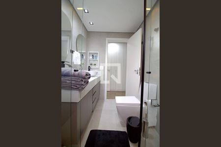 Apartamento à venda com 150m², 3 quartos e 2 vagasBanheiro da Suíte 2 