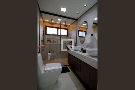 Apartamento à venda com 150m², 3 quartos e 2 vagasBanheiro da Suíte 2 