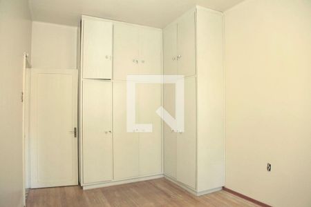 Casa à venda com 290m², 5 quartos e 4 vagasQuarto 4